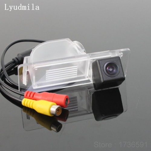 FOR Volkswagen VW Sagitar 2013~2015 / HD CCD Night Vision / Reversing Back up Camera / Car Parking Rear View Camera